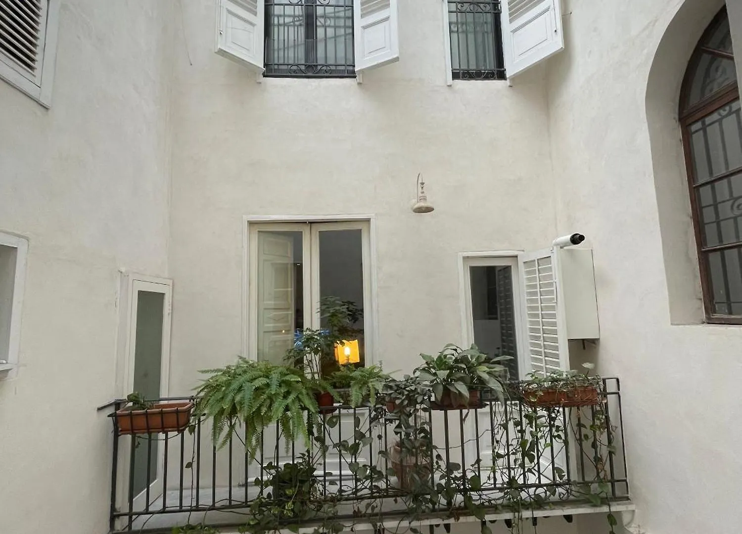 Apartment Essenze Di Sicilia Appartamento Cavour In Centro Palermo Italy