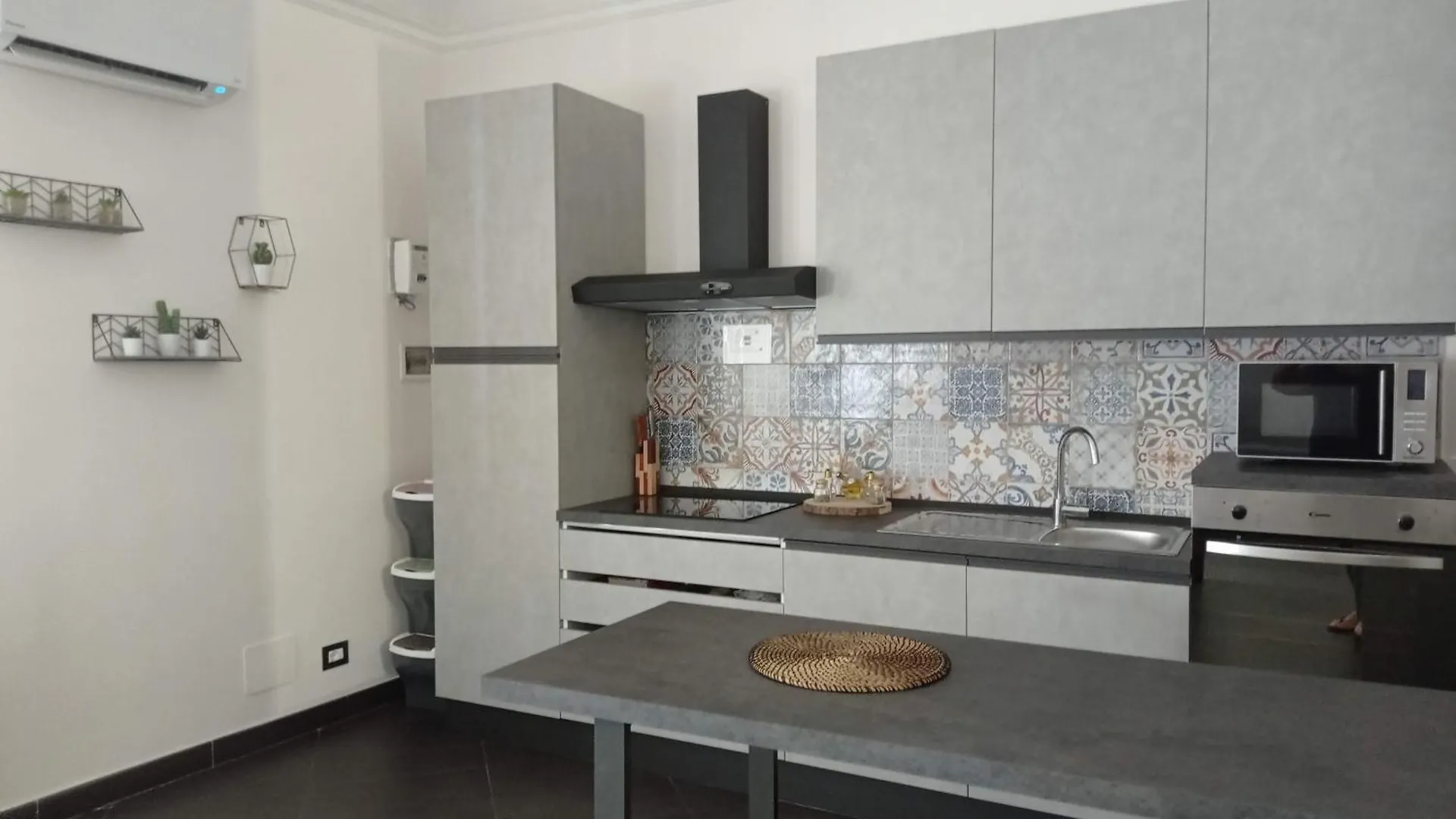 Essenze Di Sicilia Appartamento Cavour In Centro Palermo 0*,